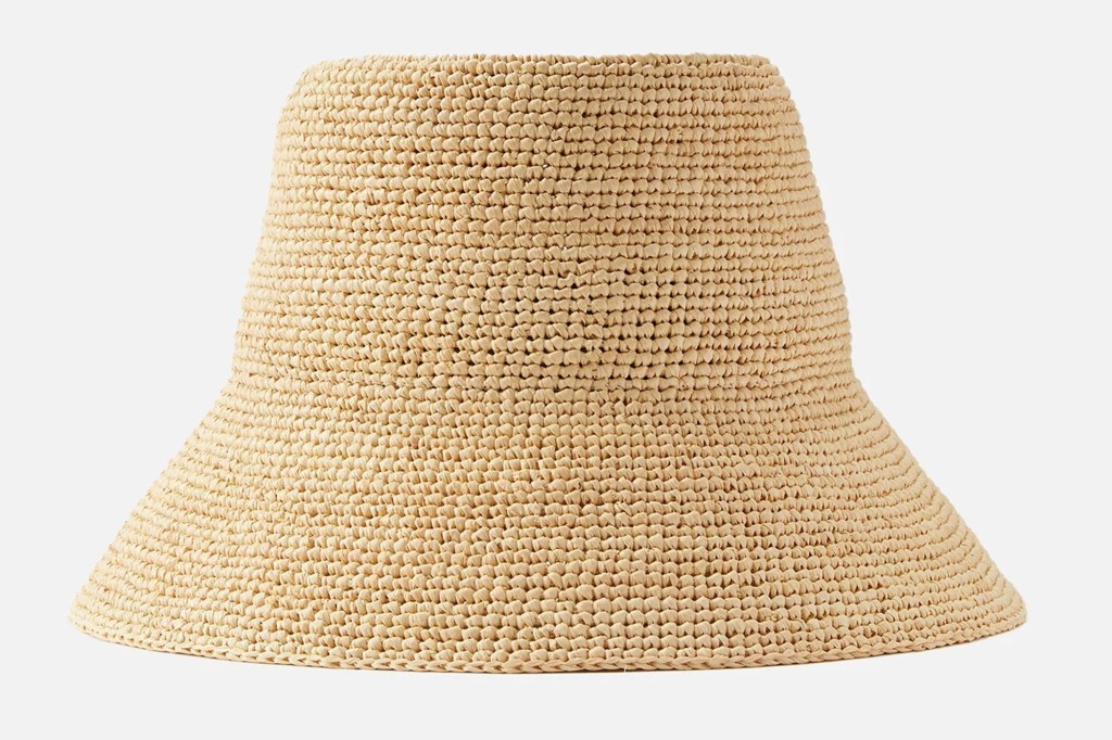Felix Bucket Hat 247 $ from EleysEwalker